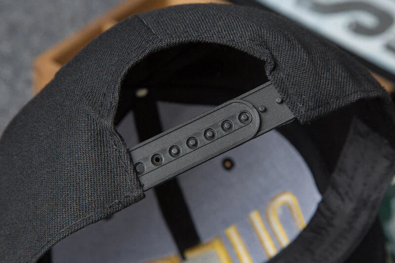 KING Snapback Cap Black/Gold | Cap | Gold