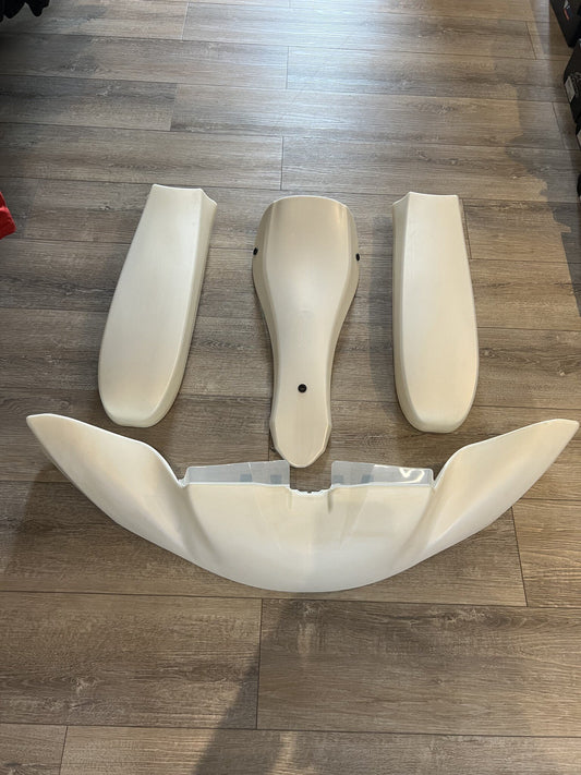 Gebruikt KG 506 plastic set wit