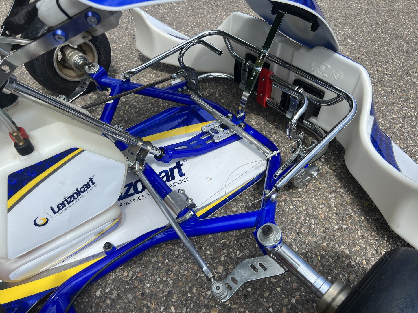 Kart Lenzo d'occasion avec moteur LKE R13 125CC refroidi par eau