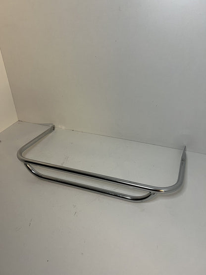 Support supérieur de pare-chocs avant KG d'occasion 003-BF-99