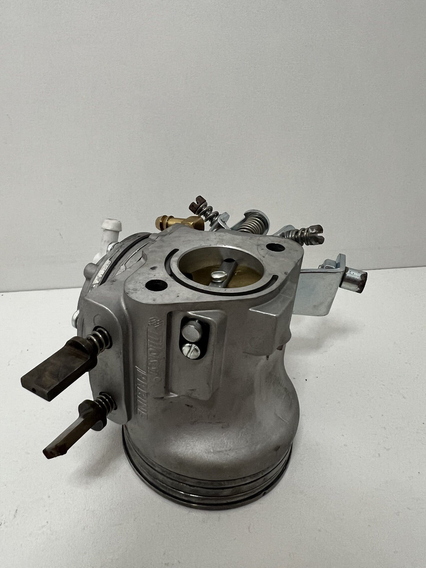 Carburateur Tillotson HW 46 A d'occasion