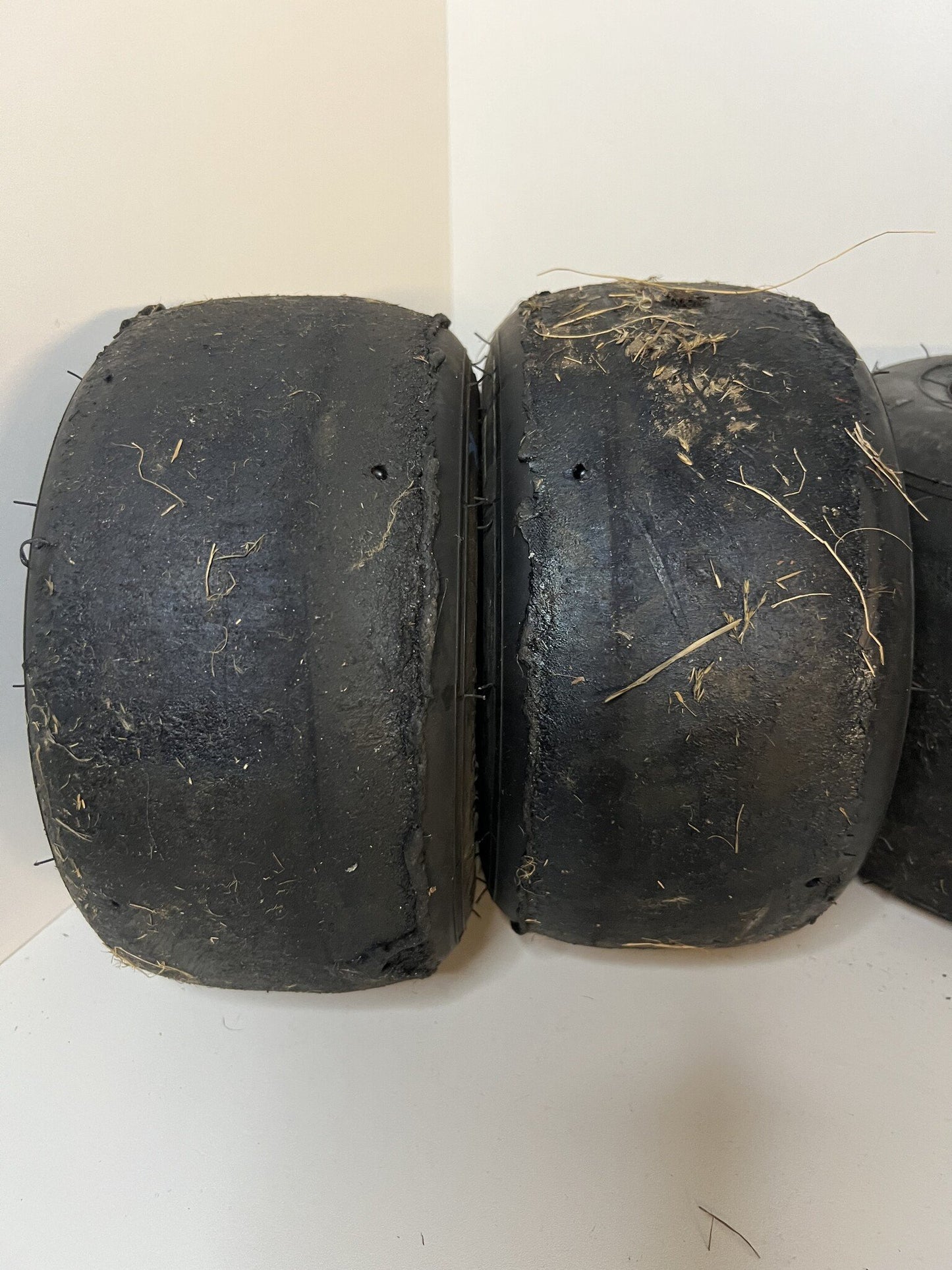 Pneus slicks MG SH d'occasion avec jantes en magnésium neuves 130-212MM