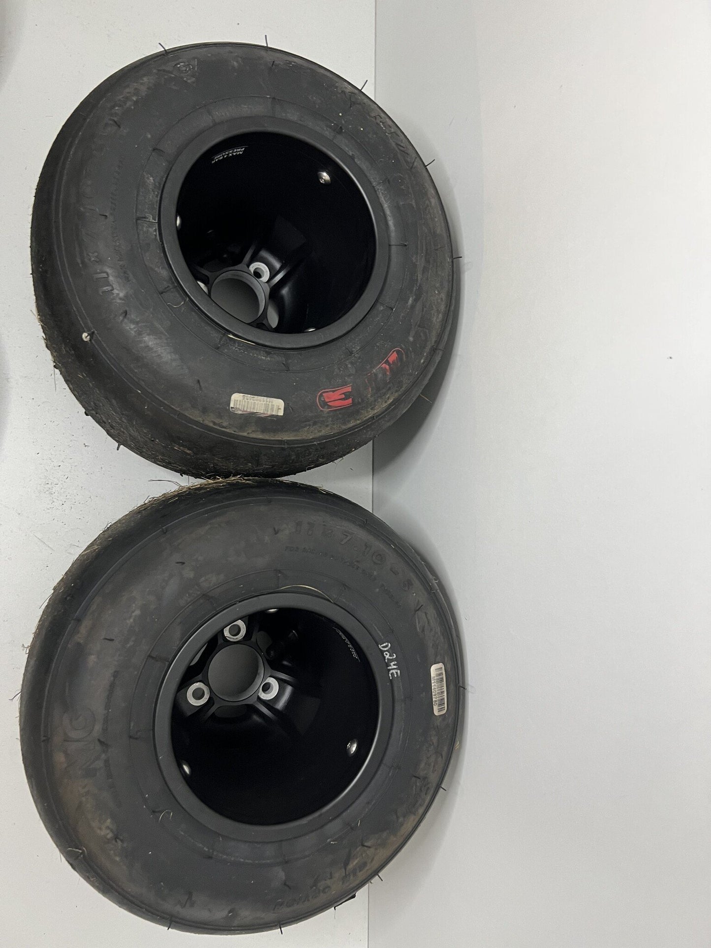 Pneus slicks MG SH d'occasion avec jantes en magnésium neuves 130-212MM