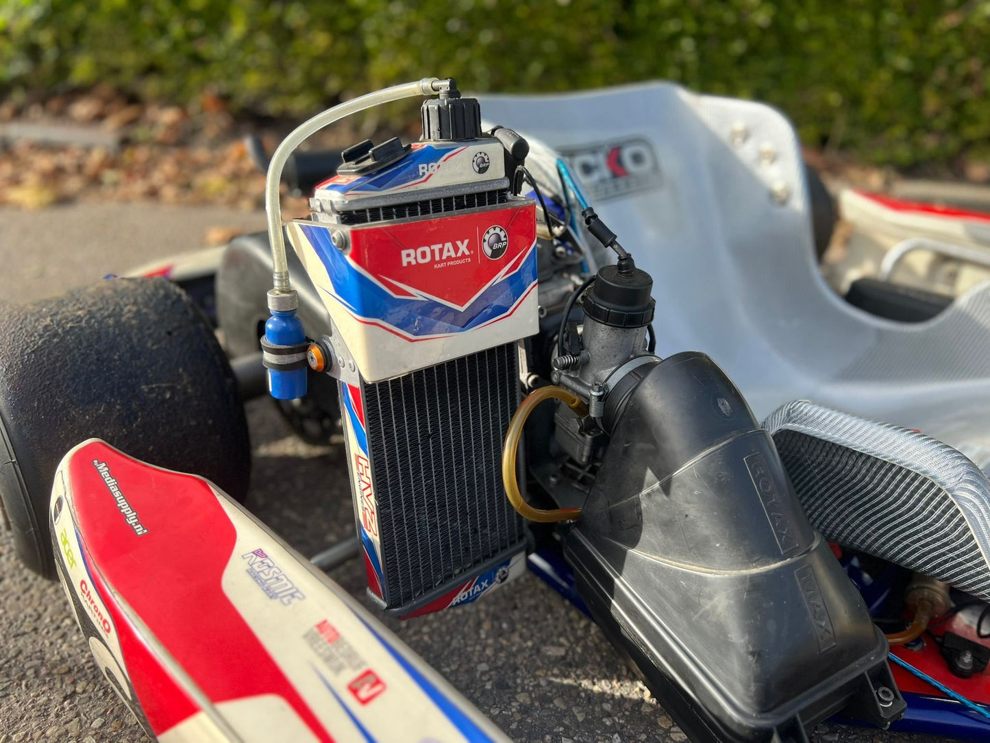 Gebruikt OTK Kosmic met Rotax Senior EVO 1 en Mychron laptimer