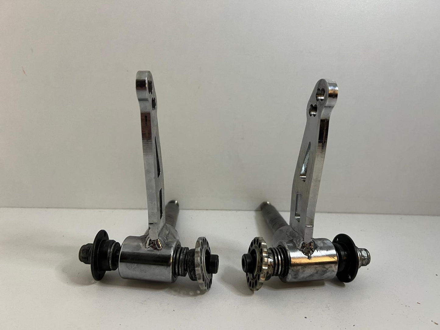 Ensemble d'essieux de mini-kart EKS d'occasion avec jeux excentriques